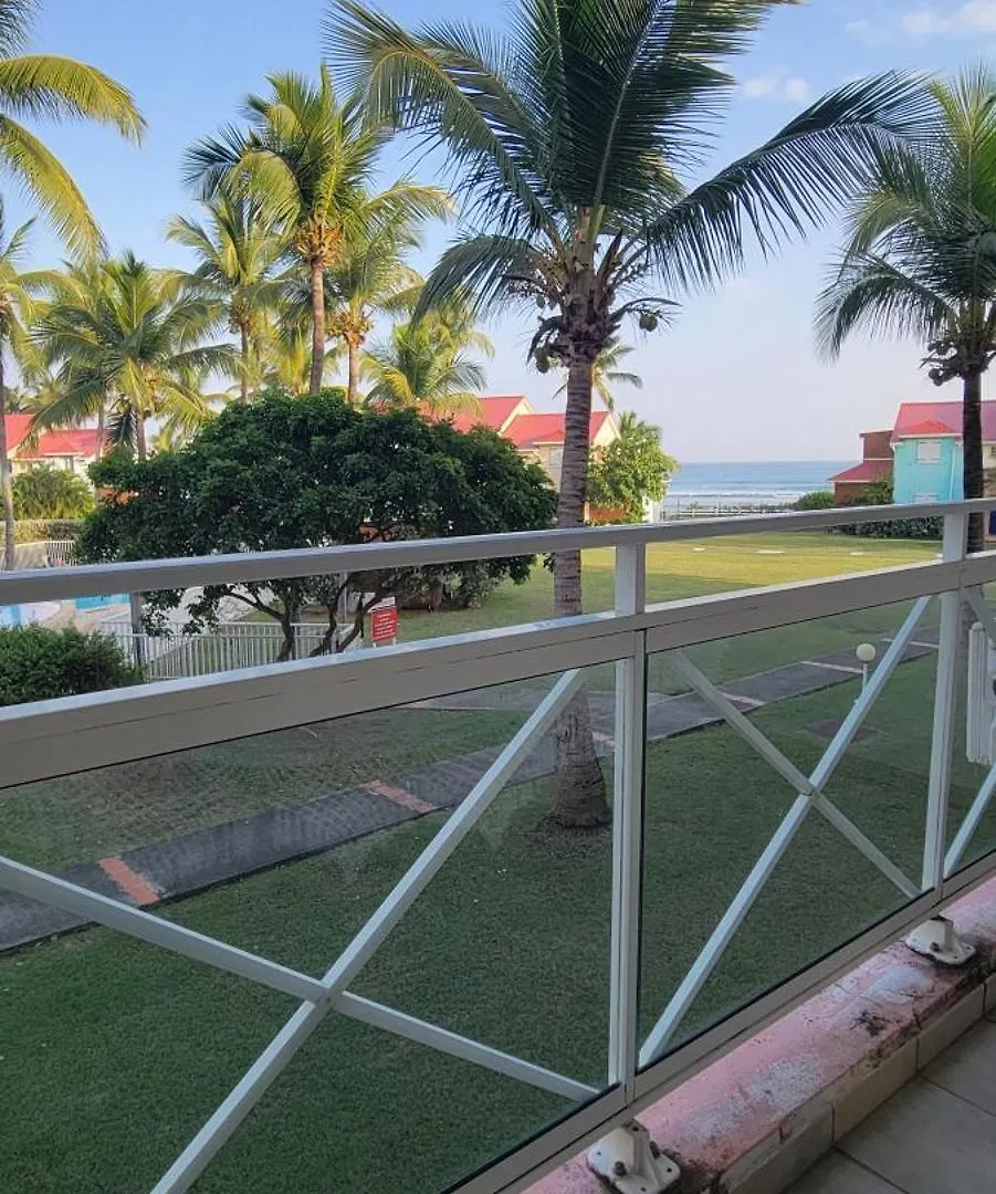 Apartamento 75M2, 2 Bedrooms ,Beachfront, 2 Garden Pools Saint-Francois